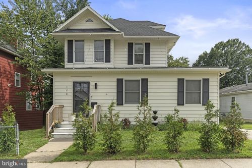 128 W Evesham Ave, MAGNOLIA, NJ, 08049-1334 | Card Image