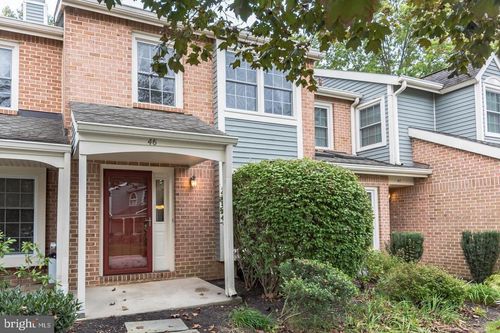 46 Stonehurst Ct, CHESTERBROOK, PA, 19087-5702 | Card Image