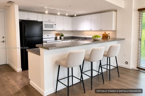 208-2740 Sw 28th Ter, Miami, FL, 33133-3771 | Card Image