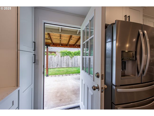 2677 Chad Dr, House other with 3 bedrooms, 2 bathrooms and 2 parking in Eugene OR | Image 29