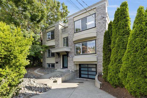 611 Niagara St, Victoria, BC, V8V1J1 | Card Image