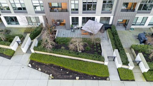 116-747 E 3rd St, North Vancouver, BC, V7L1G8 | Card Image