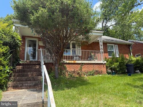 2016 Belfast Dr, FORT WASHINGTON, MD, 20744-3203 | Card Image