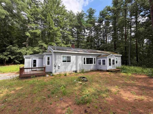 301 Webster St, Hudson, NH, 03051-3232 | Card Image