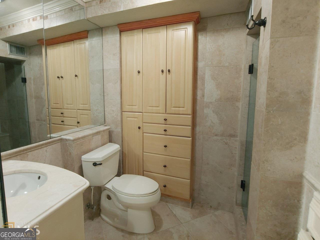 Residential Lease in Atlanta 5