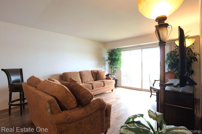 UNIT-41 - 1944 Klingensmith Rd, Condo with 2 bedrooms, 2 bathrooms and null parking in Bloomfield Hills MI | Image 10