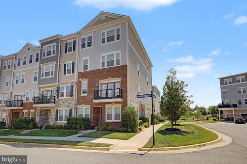 24498 Amherst Forest Ter, ALDIE, VA, 20105-5401 | Card Image