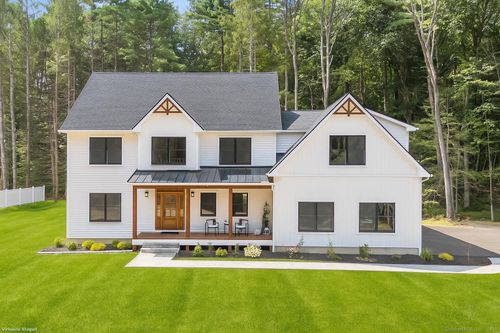 455 Lovely St, Avon, CT, 06001-2350 | Card Image