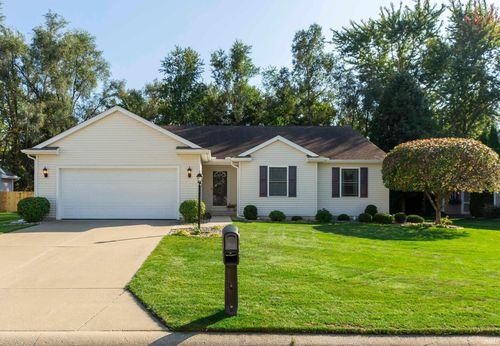 23416 Breezy Willow Trl, South Bend, IN, 46628-8432 | Card Image