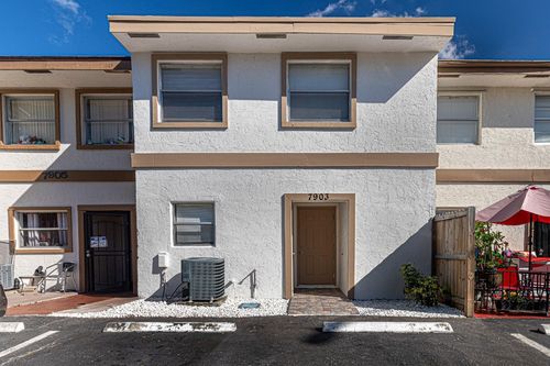 7903 Sw 9th St, North Lauderdale, FL, 33068-2130 | Card Image