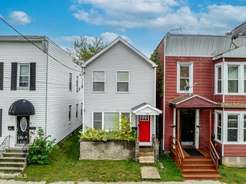 69 Park Ave, Cohoes, NY, 12047-3339 | Card Image