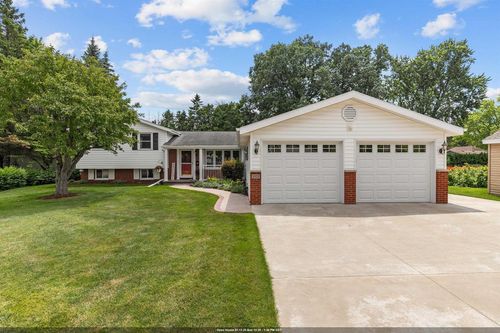 1525 E John Street, APPLETON, WI, 54915 | Card Image