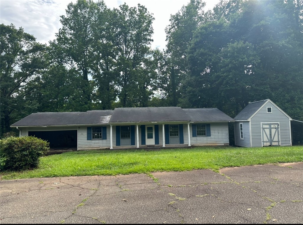 Shadow Oak Dr, Conyers, GA 30094