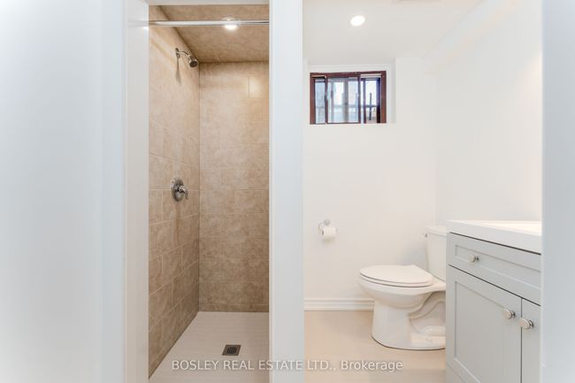 47 Tinder Cres, House other with 4 bedrooms, 2 bathrooms and 4 parking in North York ON | Image 18