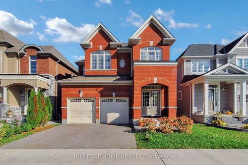 11 Robert Wilson Cres, Keswick, ON, L4P0G7 | Card Image