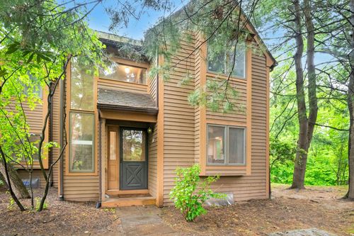 707 Eagle Bay Dr, Ossining, NY, 10562-2372 | Card Image