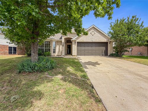 2516 Fairway View Dr, Burleson, TX, 76028-6384 | Card Image