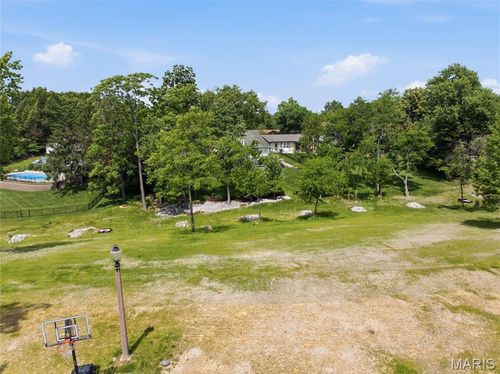3 Summit Sta, Saint Charles, MO, 63303-6139 | Card Image
