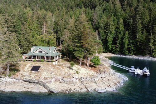 DL6129 Nelson Island, Nelson Island, BC, V0N0V0 | Card Image