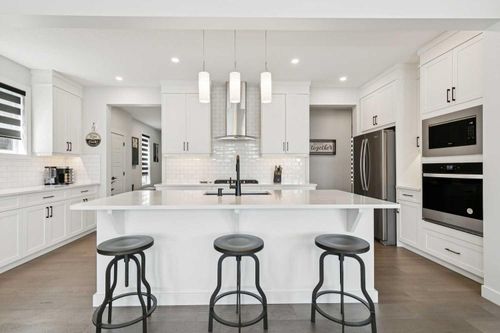 160 Precedence Hill, Cochrane, AB, T4C2T6 | Card Image