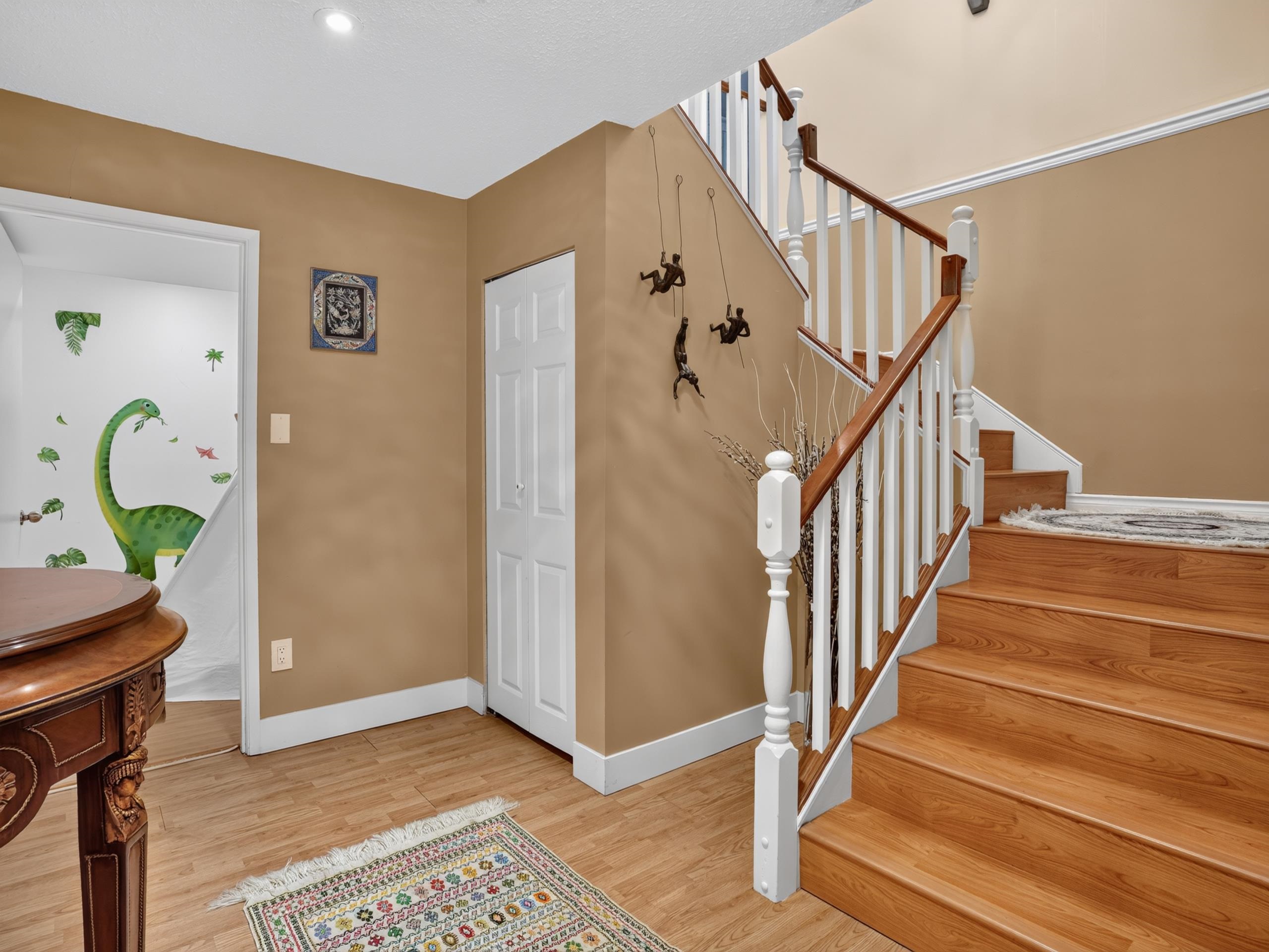 Residential in North Vancouver 5