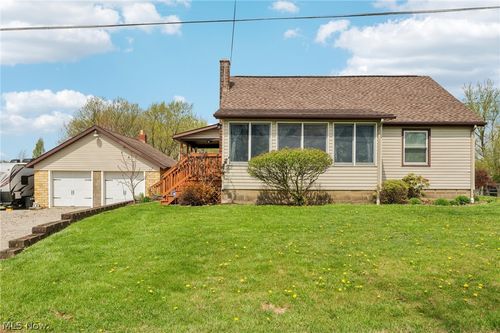 5777 Nave Street Sw, Canton, OH, 44706 | Card Image