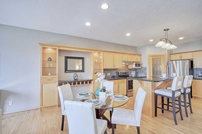 135 Everglade Way Sw, Home with 2 bedrooms, 2 bathrooms and 4 parking in Calgary AB | Image 14