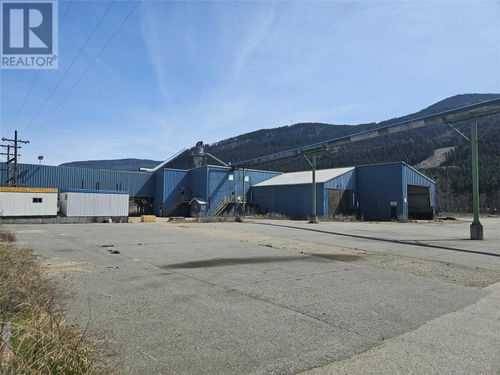 2992 Mccorvie Rd, Vavenby, BC, V0E1N1 | Card Image