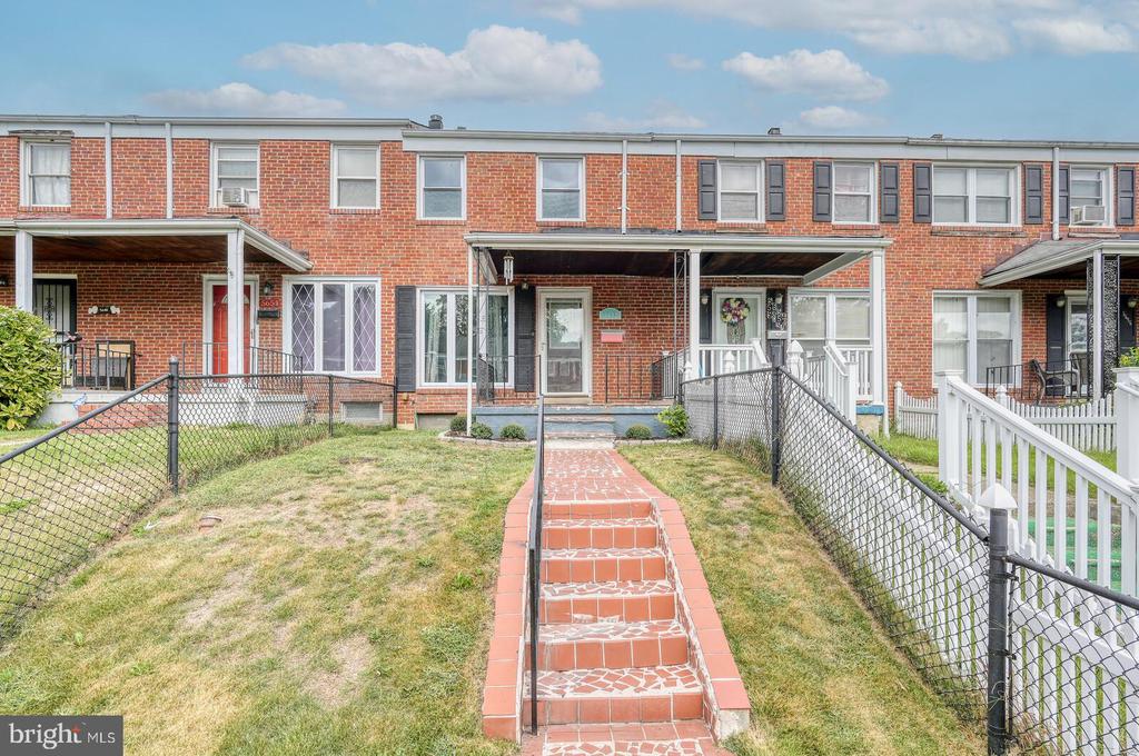 Kavon Ave, Baltimore, MD 21206