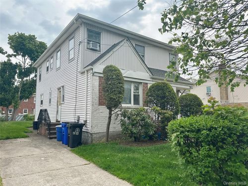1649 200th St, Bayside, NY, 11360-1033 | Card Image