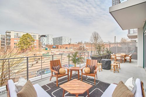 306-214 Hunt St, Durham, NC, 27701-4884 | Card Image