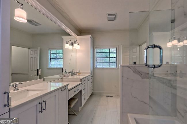 199 Stornoway Dr, Townhouse with 3 bedrooms, 2 bathrooms and 3 parking in Clayton GA | Image 34