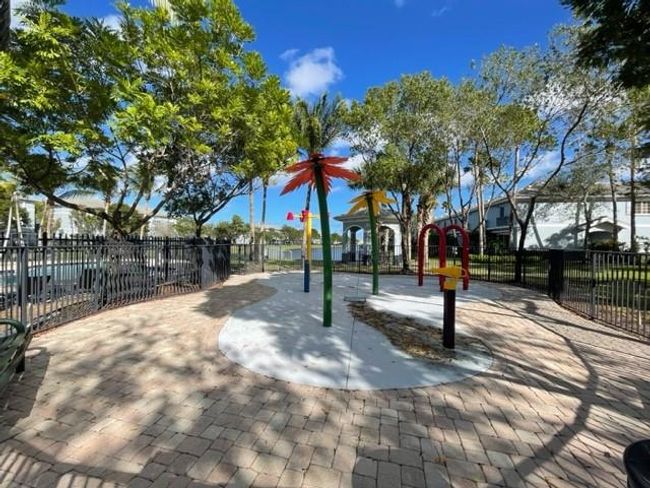 3515 Nw 13 Th St, Townhouse with 3 bedrooms, 3 bathrooms and null parking in Lauderhill FL | Image 23