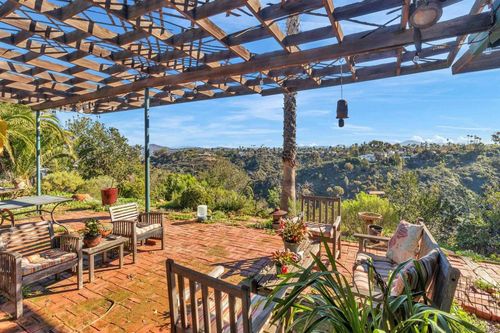 5209 Benton Pl, San Diego, CA, 92116-1925 | Card Image