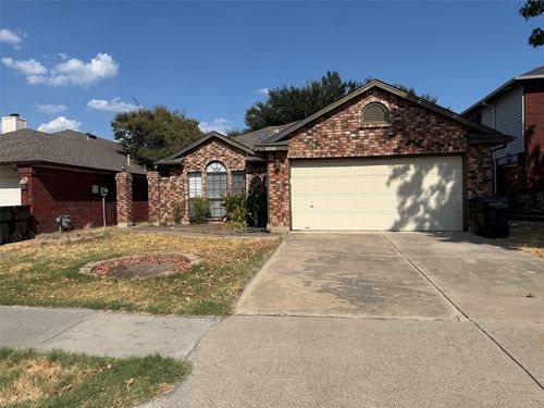 6804 Moccasin Dr, Plano, TX, 75023-1917 | Card Image