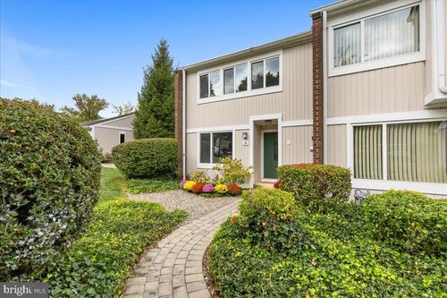 14 Cameron Ct, Princeton, NJ, 08540-3924 | Card Image