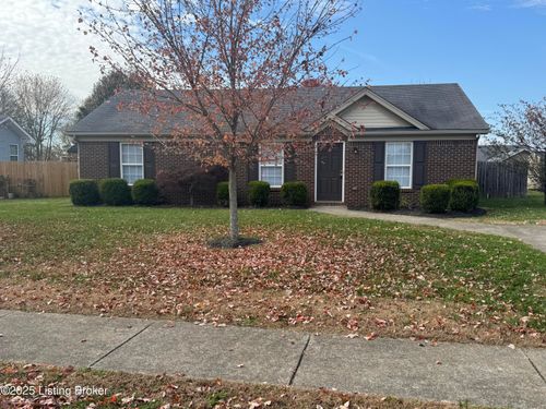 79 Apple Tree Way, Shelbyville, KY, 40065-1782 | Card Image