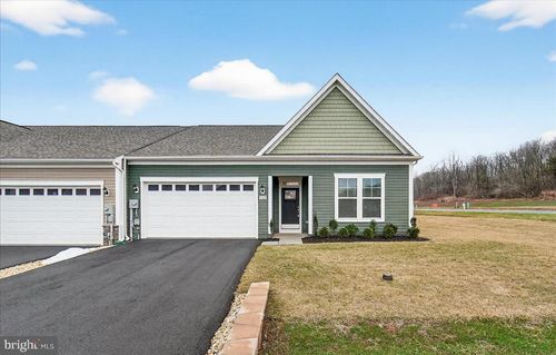 19601 Lavender Ln, HAGERSTOWN, MD, 21742-1529 | Card Image