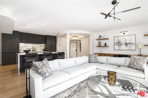 apt-306-122 N Clark Dr, West Hollywood, CA, 90048-6314 | Card Image