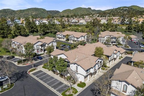 208 Chaumont Cir, Lake Forest, CA, 92610-2339 | Card Image