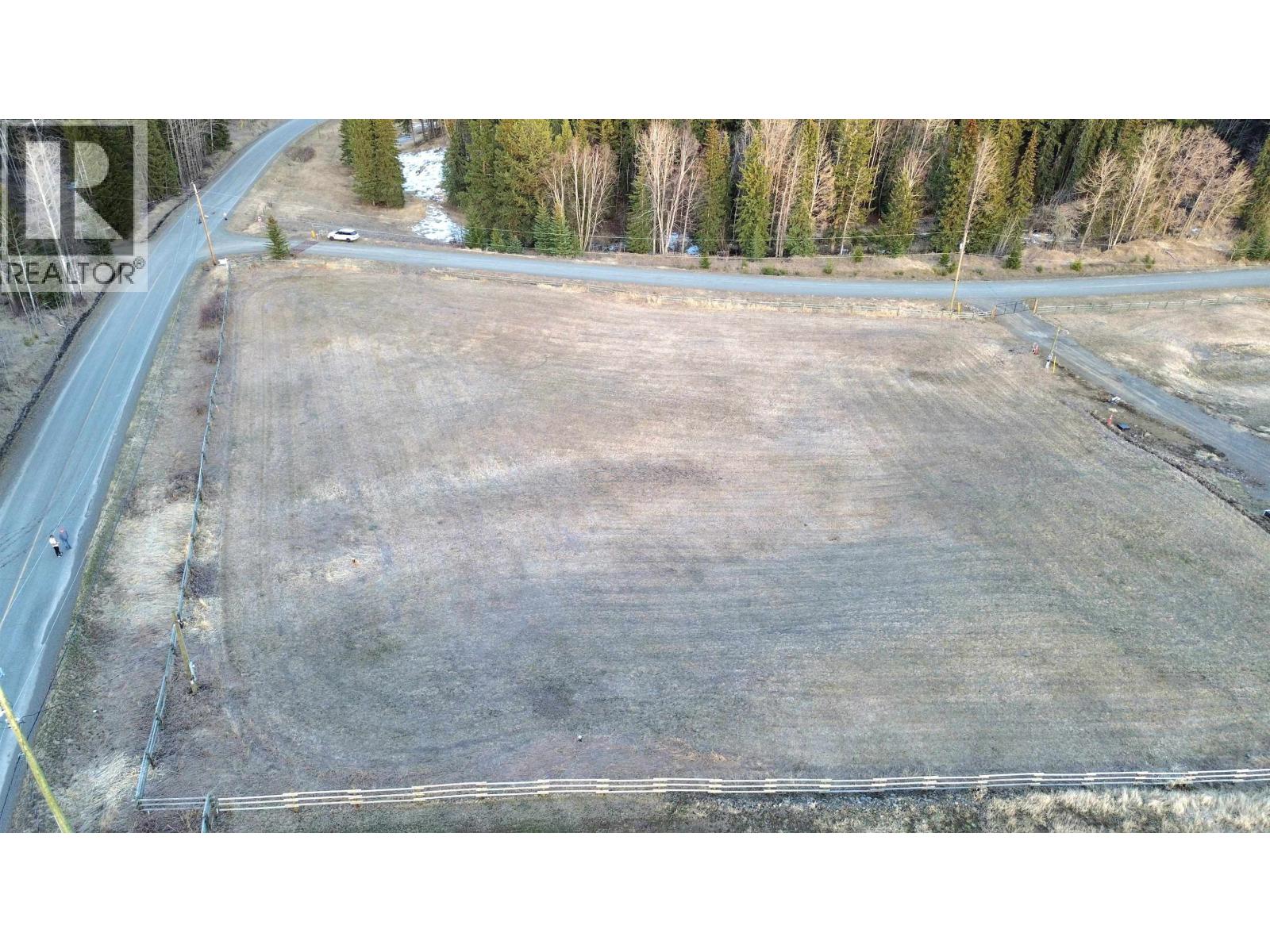Land in Bridge Lake 5