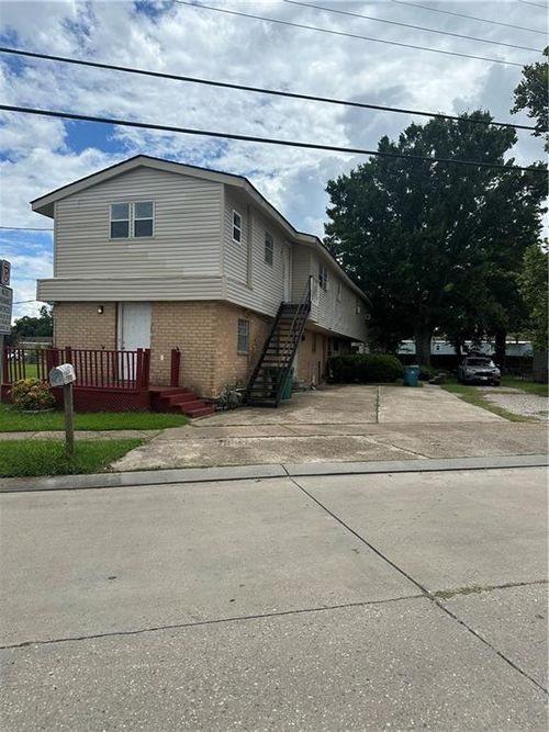 7414 16 Mistletoe Street, Metairie, LA, 70003 | Card Image