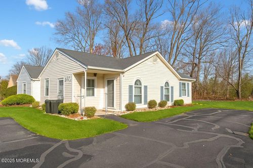 35 Ivy Ridge Close, Freehold, NJ, 07728-3874 | Card Image