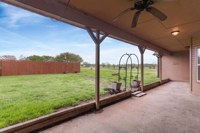 8787 S State Highway 78, House other with 4 bedrooms, 3 bathrooms and null parking in Leonard TX | Image 7