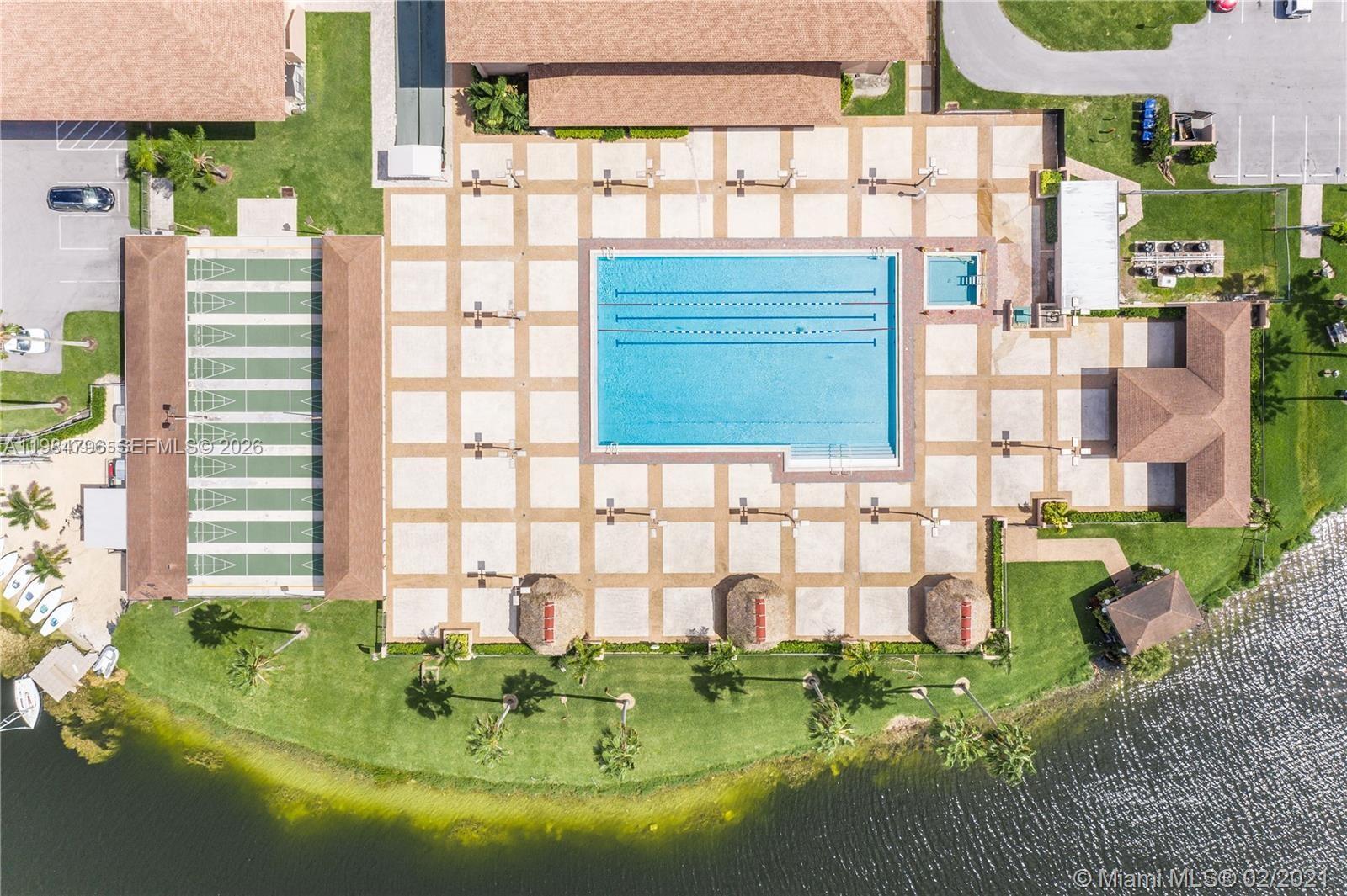 Residential Lease in Pembroke Pines