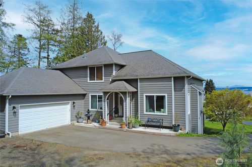 8101 Ne Hunt Club Ln, Hansville, WA, 98340-9800 | Card Image