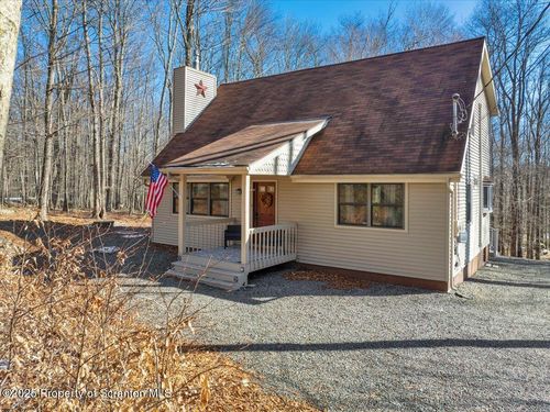 122 Big Bass Dr, Clifton Twp, PA, 18424-8949 | Card Image