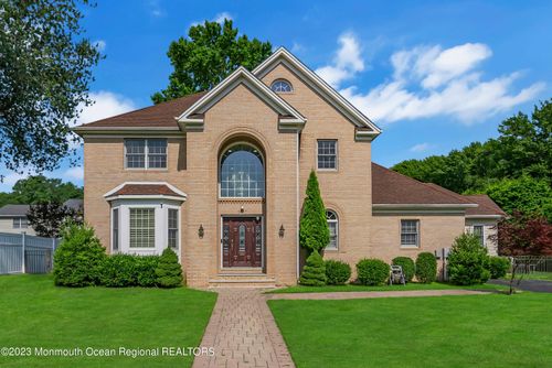 1607 Holbrook St, Oakhurst, NJ, 07755-2834 | Card Image