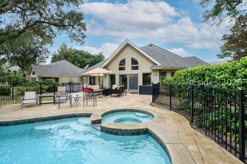 8 Old Fort Way, Hilton Head Island, SC, 29926-2697 | Card Image