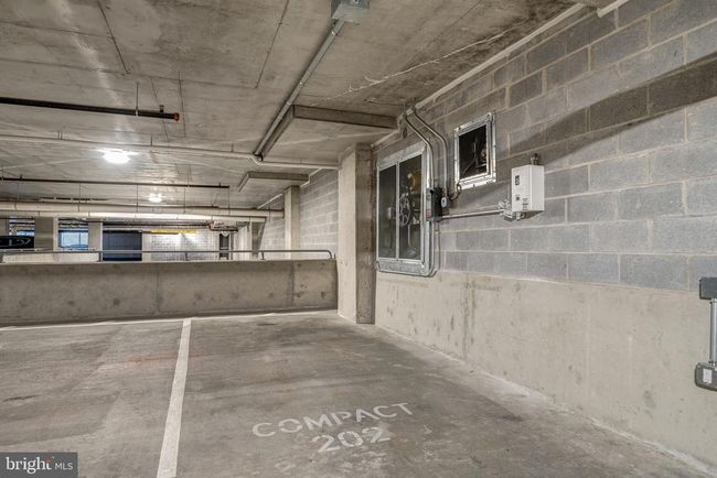 APT-102 - 1761 Old Meadow Rd, Condo with 2 bedrooms, 3 bathrooms and null parking in MCLEAN VA | Image 38